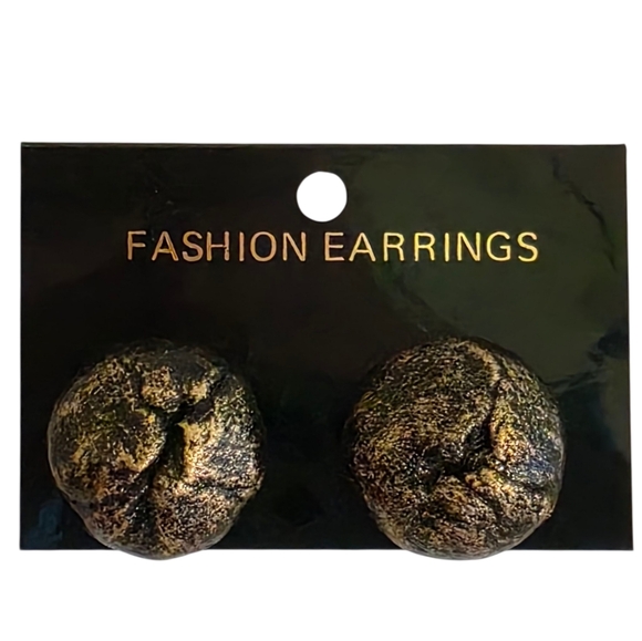 Clip On Earrings Round Molten Molded Avante Garde Jewelry Gold Rubbed Black Clay - Picture 1 of 5